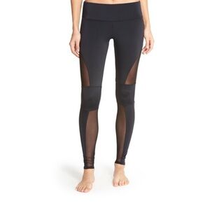 Onzie Black Moto mesh detail leggings!